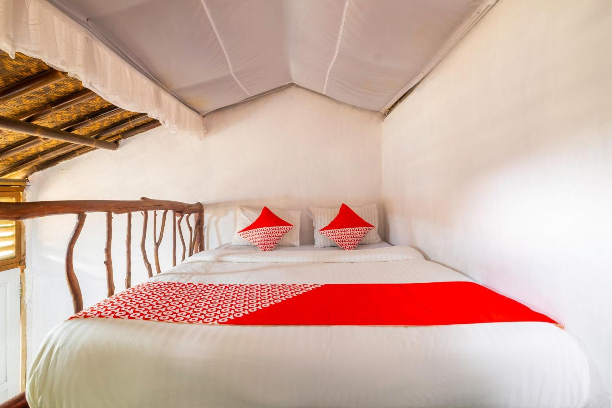 Oyo 2278 Cikidang Hunting Resort Сукабуми Экстерьер фото